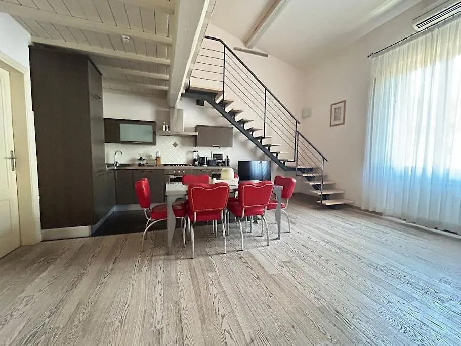 L'Insolita 28 By Florencehospitality Com 0*, Florence Italy