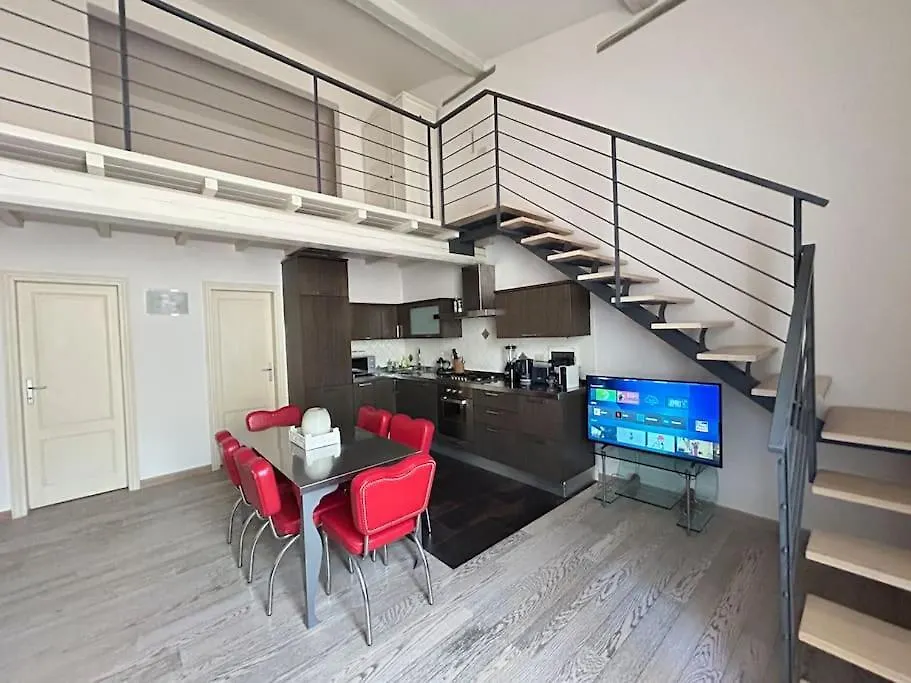 Appartamento L'Insolita 28 By Florencehospitality Com Italia
